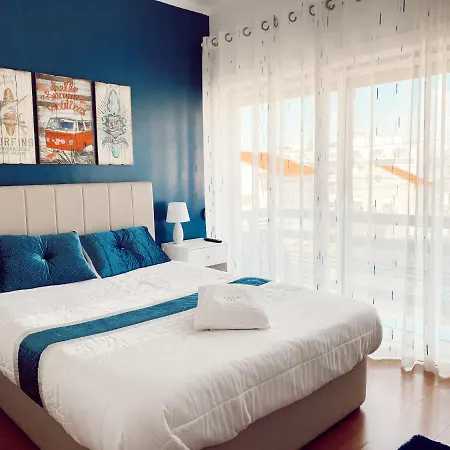 Apartment With 3 Bedrooms In With Wonderful Sea View Terrace And Wifi *