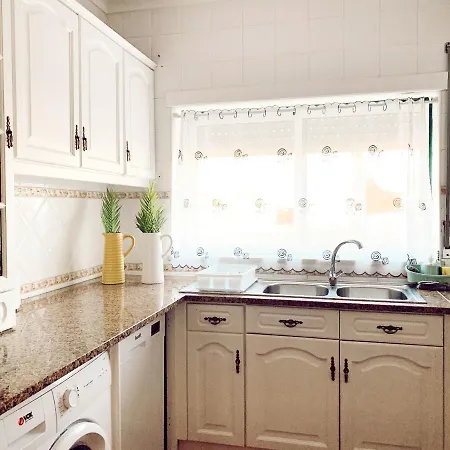 With 3 Bedrooms In With Wonderful Sea View Terrace And Wifi Apartment
